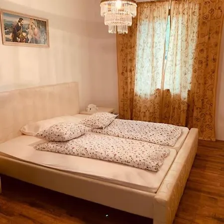 Carovna Chalupa Do Hodiny Od Bratislavy Stara Lehota